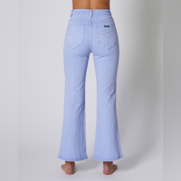 East Coast Flare in Wisteria - Picture 3 of 3